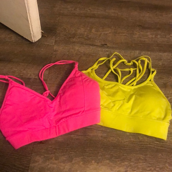 Two Fabletics Sports bras - Picture 1 of 1
